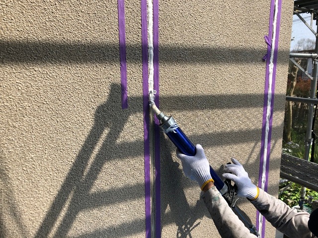 千葉市原市の外壁塗装のお客様シーリング充填施工